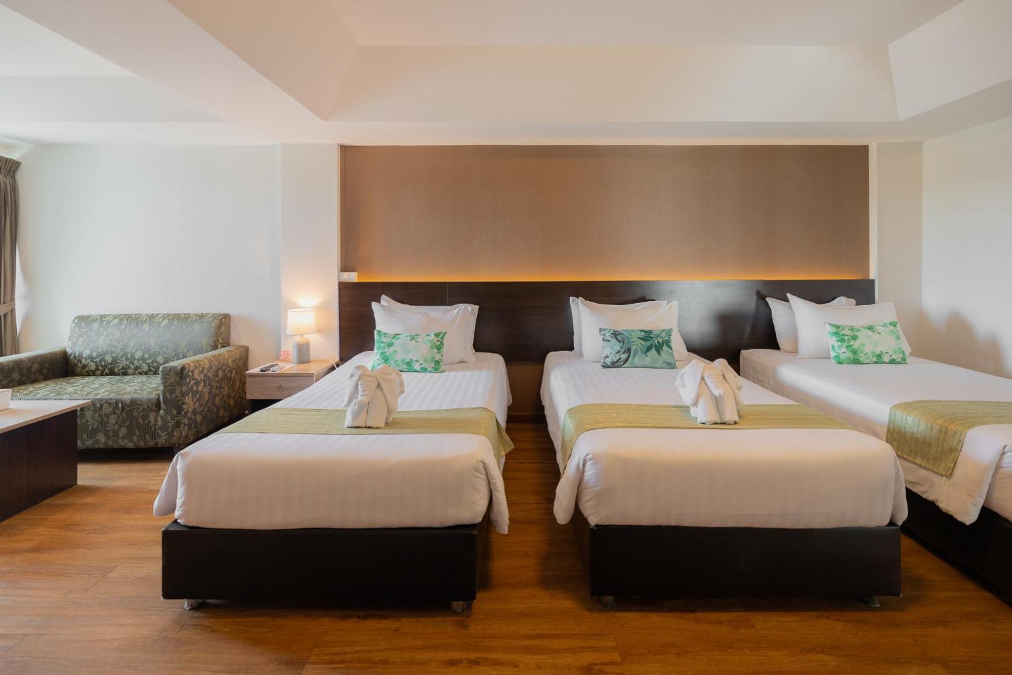 Отель Golden Jade Suvarnabhumi 3*